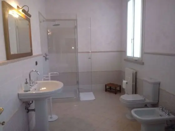 Standard Tek Büyük Yataklı Oda, Özel Banyo, Bahçe Manzaralı