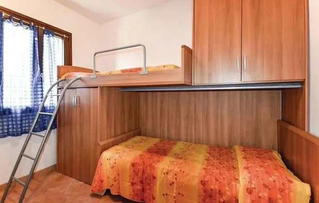 Apart Daire, 2 Yatak Odası, Sigara İçilebilir