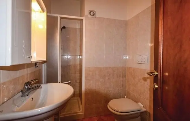 Apart Daire, 2 Yatak Odası, Sigara İçilebilir