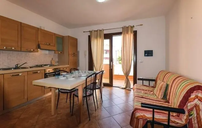 Apart Daire, 2 Yatak Odası, Sigara İçilebilir