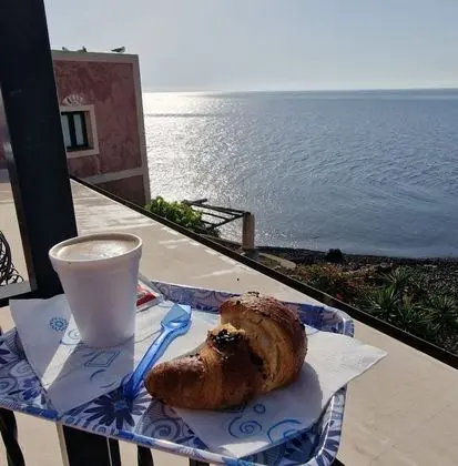 Basic Tek Büyük veya İki Ayrı Yataklı Oda