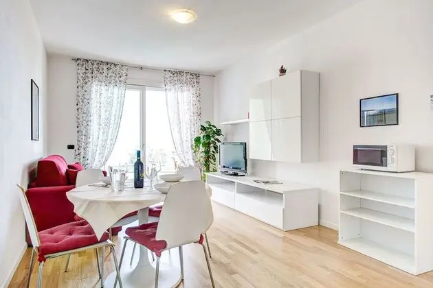 Apart Daire, 1 Yatak Odası, Göl Manzaralı