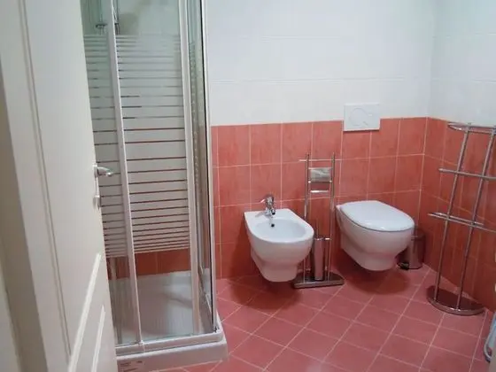 Apart Daire, 1 Yatak Odası, Göl Manzaralı