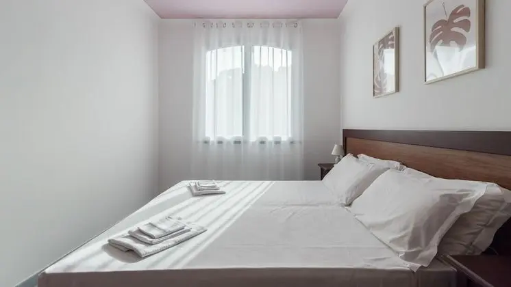 Apart Daire, 1 Yatak Odası, Kısmi Deniz Manzaralı