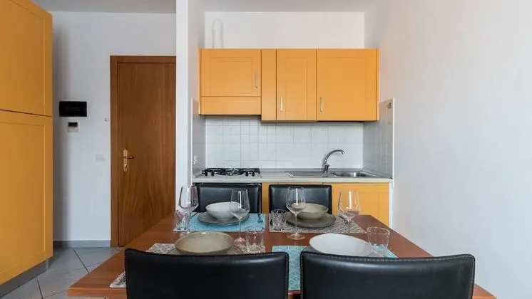Apart Daire, 1 Yatak Odası, Küçük Mutfak, Kısmi Deniz Manzaralı