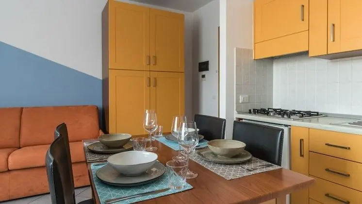 Apart Daire, 1 Yatak Odası, Küçük Mutfak, Kısmi Deniz Manzaralı