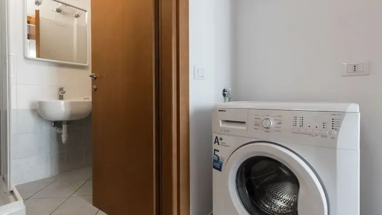 Apart Daire, 1 Yatak Odası, Küçük Mutfak, Kısmi Deniz Manzaralı