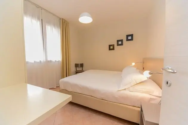 Apart Daire, 2 Yatak Odası, Göl Manzaralı
