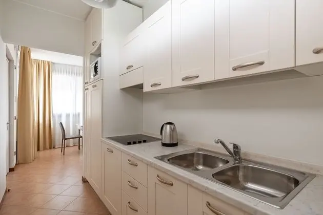 Apart Daire, 2 Yatak Odası, Göl Manzaralı