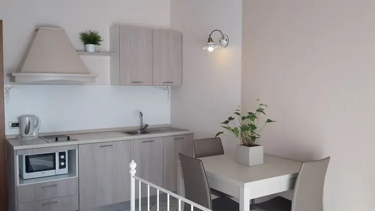 Stüdyo, Bahçe Manzaralı