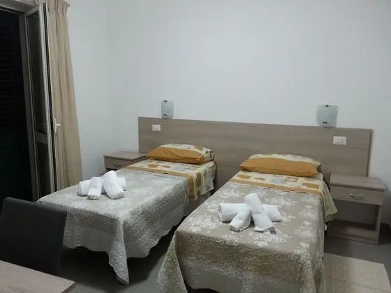 Tek Büyük veya İki Ayrı Yataklı Oda