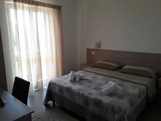 Tek Büyük veya İki Ayrı Yataklı Oda