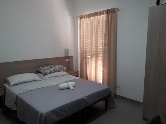 Tek Büyük veya İki Ayrı Yataklı Oda