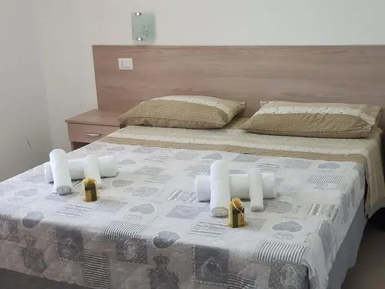 Tek Büyük veya İki Ayrı Yataklı Oda