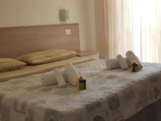 Tek Büyük veya İki Ayrı Yataklı Oda