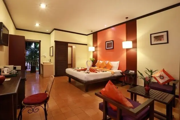 King Cabana Room with Balcony and Pool View - Free 2ways Transfer