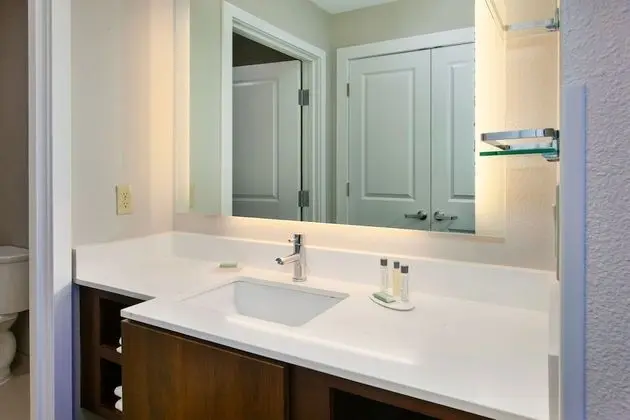 Süit, 2 Yatak Odası (Mobility/Hearing Accessible, Tub)