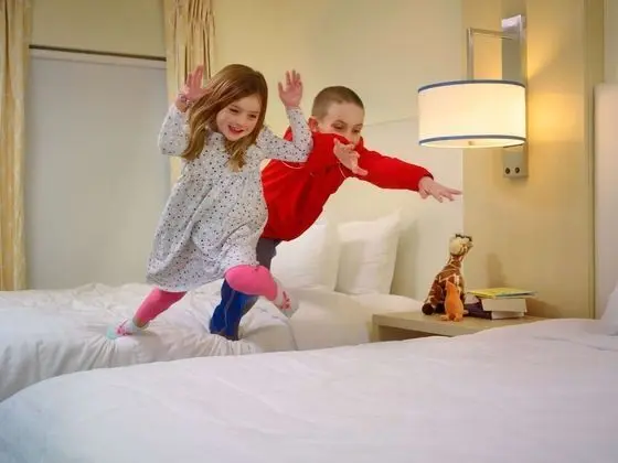 Süit, 1 En Büyük (King) Boy Yatak ve Çekyat (One Bedroom)