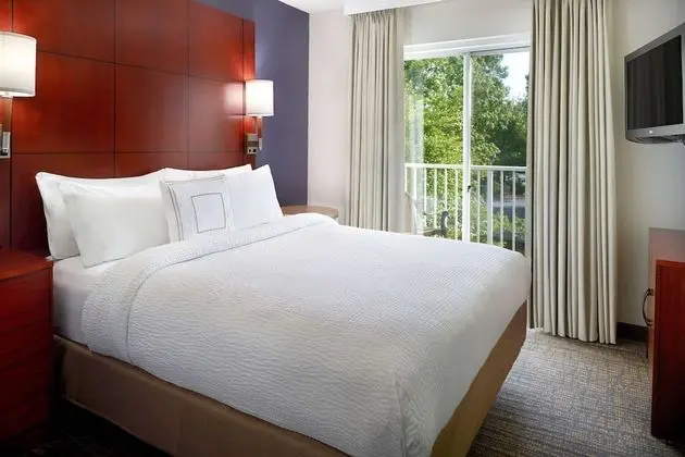 Süit, 1 Büyük (Queen) Boy Yatak ve Çekyat, Engellilere Uygun (Hearing One Bedroom with Balcony)
