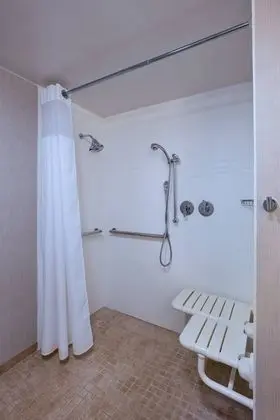 Süit, 2 Yatak Odası, Şömine