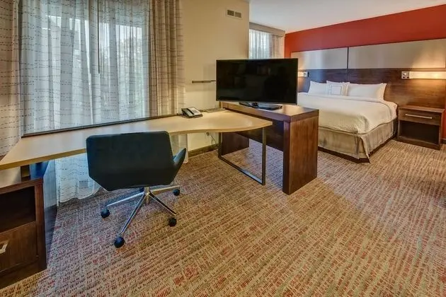 Stüdyo, 1 En Büyük (King) Boy Yatak ve Çekyat (Mobility Accessible, Roll-In Shower)