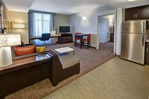 Süit, 1 Yatak Odası (Mobility Accessible, Tub)