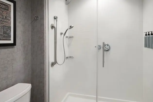 Stüdyo, 1 En Büyük (King) Boy Yatak ve Çekyat, Köşe