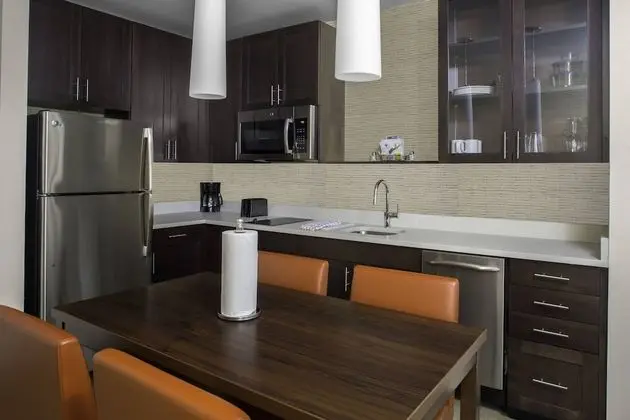 Süit, 1 Yatak Odası (Mobility/Hearing Accessible, Tub)