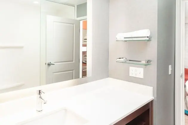 Süit, 1 Çift Kişilik Yatak