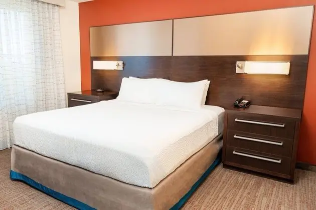 Süit, 1 En Büyük (King) Boy Yatak ve Çekyat