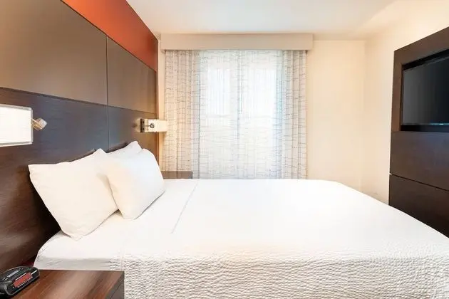 Süit, 1 En Büyük (King) Boy Yatak ve Çekyat