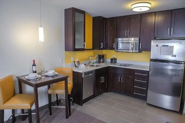 Süit, 1 En Büyük (King) Boy Yatak ve Çekyat