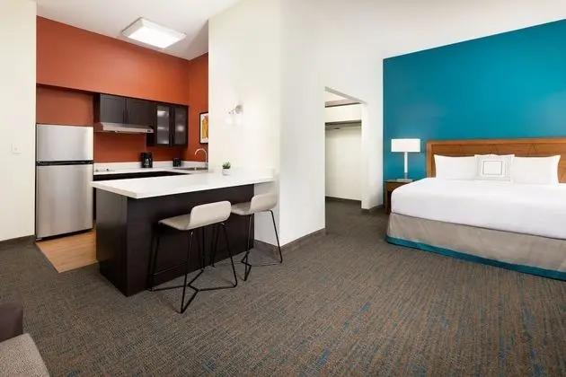 Stüdyo, 1 En Büyük (King) Boy Yatak ve Çekyat (Mobility/Hearing Accessible, Tub)