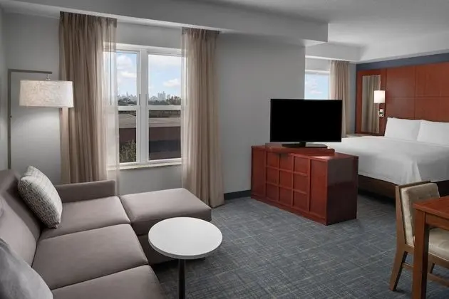 Stüdyo, 1 En Büyük (King) Boy Yatak ve Çekyat, Manzaralı