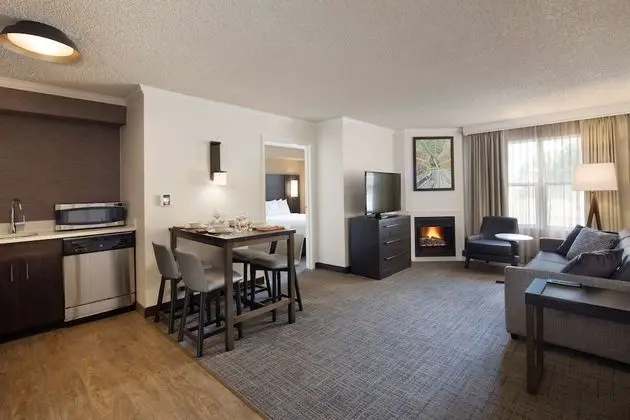 Süit, Birden Çok Yatak, Engellilere Uygun (Hearing Two Bedrooms)