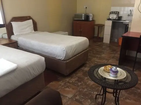 İki Ayrı Yataklı Oda, Bahçe Manzaralı