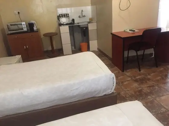 İki Ayrı Yataklı Oda, Bahçe Manzaralı