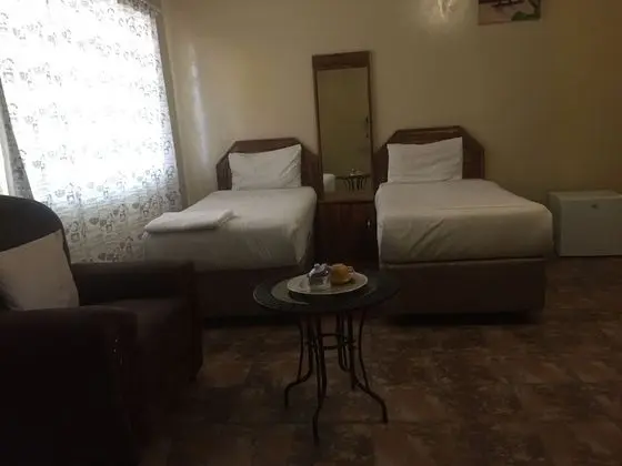 İki Ayrı Yataklı Oda, Bahçe Manzaralı