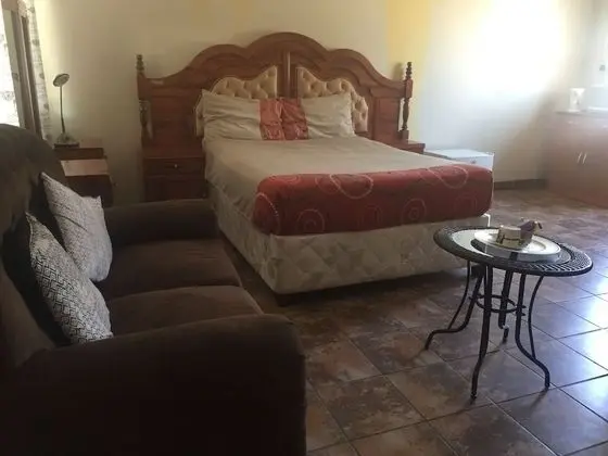 Tek Büyük Yataklı Oda, Bahçe Manzaralı