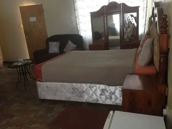 Tek Büyük Yataklı Oda, Bahçe Manzaralı