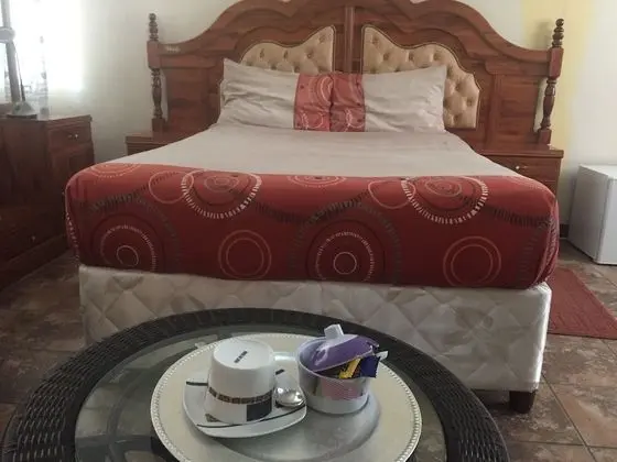 Tek Büyük Yataklı Oda, Bahçe Manzaralı