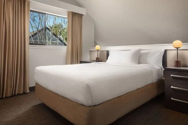 Çatı Katı Süiti (Penthouse), 1 Çift Kişilik Yatak
