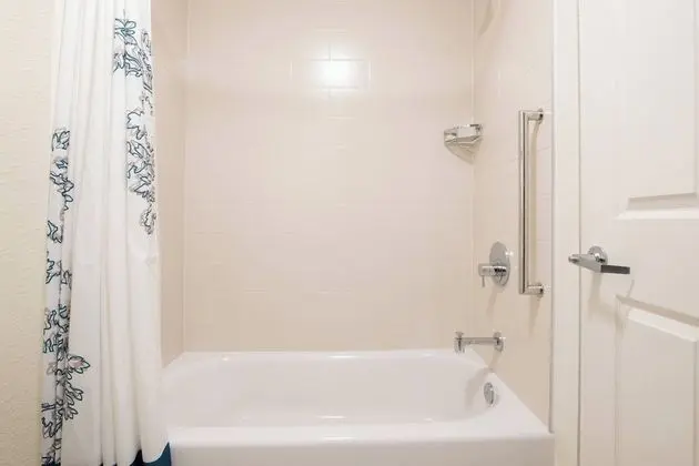 Stüdyo, 1 En Büyük (King) Boy Yatak ve Çekyat (Mobility/Hearing Accessible, Tub)