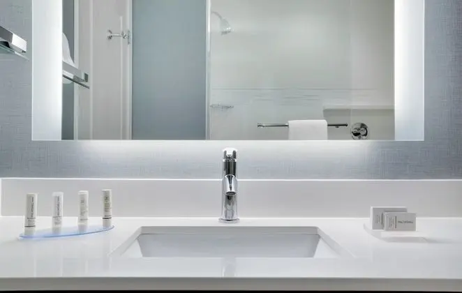 Süit, 2 Yatak Odası (Mobility Accessible, Roll-In Shower)