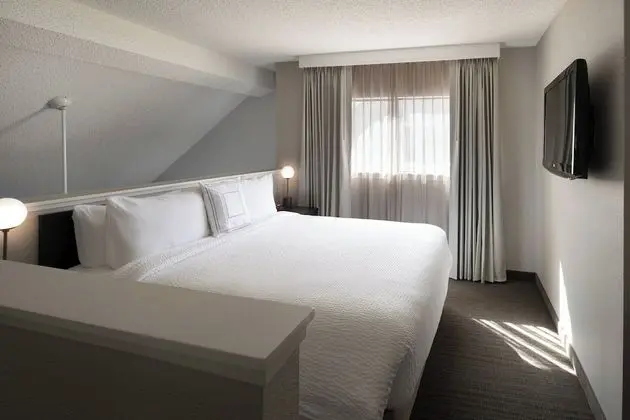 Çatı Katı (Loft), 1 Yatak Odası (Hearing Accessible)