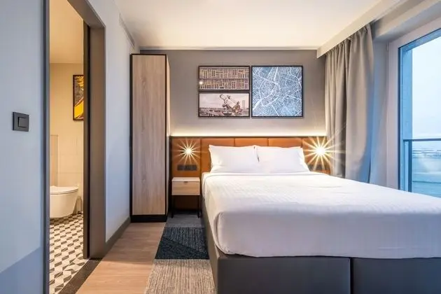 Stüdyo, 1 Büyük (Queen) Boy Yatak, Sigara İçilmez, Balkon