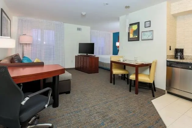 Stüdyo, 1 En Büyük (King) Boy Yatak ve Çekyat (Mobility/Hearing Accessible, Tub)
