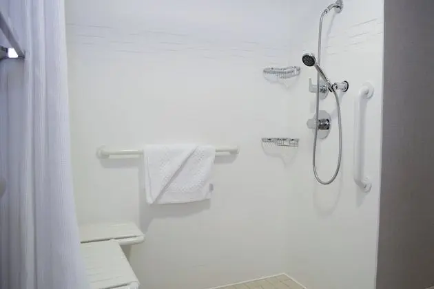 Stüdyo, 1 En Büyük (King) Boy Yatak ve Çekyat