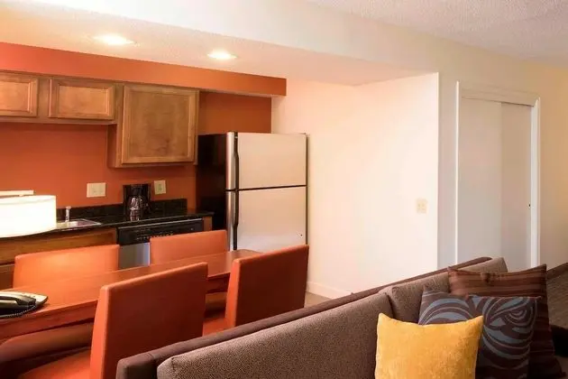 Süit, 1 Çift Kişilik Yatak