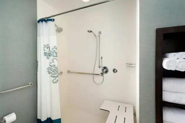 Stüdyo, 1 En Büyük (King) Boy Yatak ve Çekyat (Hearing Accessible)